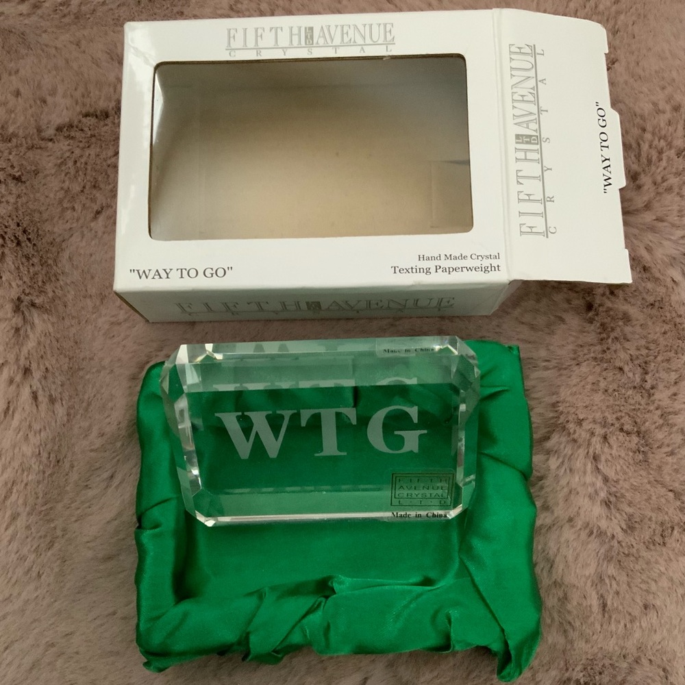 Fifth Avenue Crystal WTG Way to Go Hand Made Crystal Texting Paperweight Box